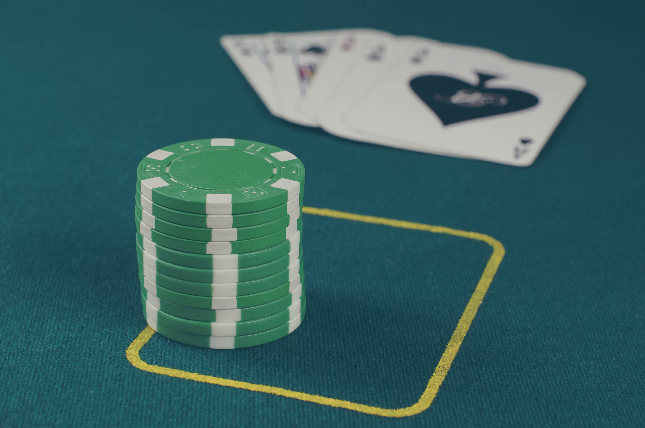 Online Poker Guide – How To Choose The Best Online Poker Game